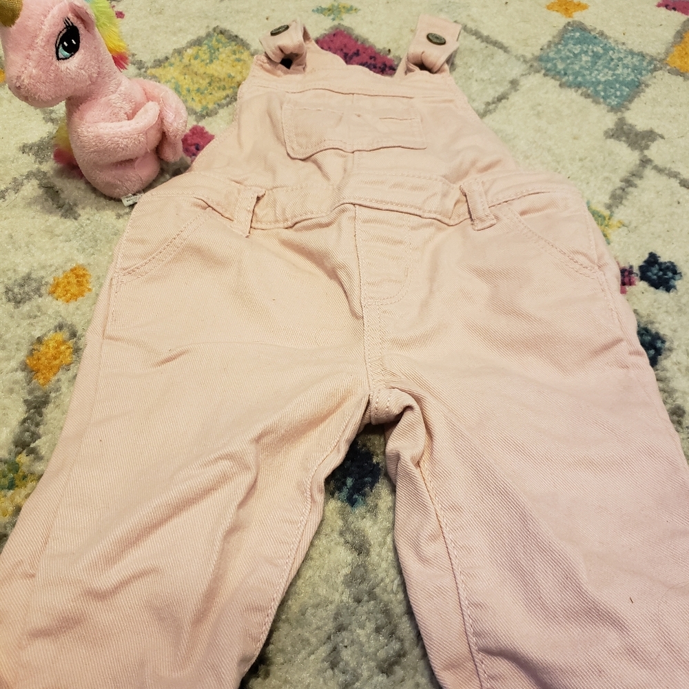 Girl's Overalls - Picture 5 of 6
